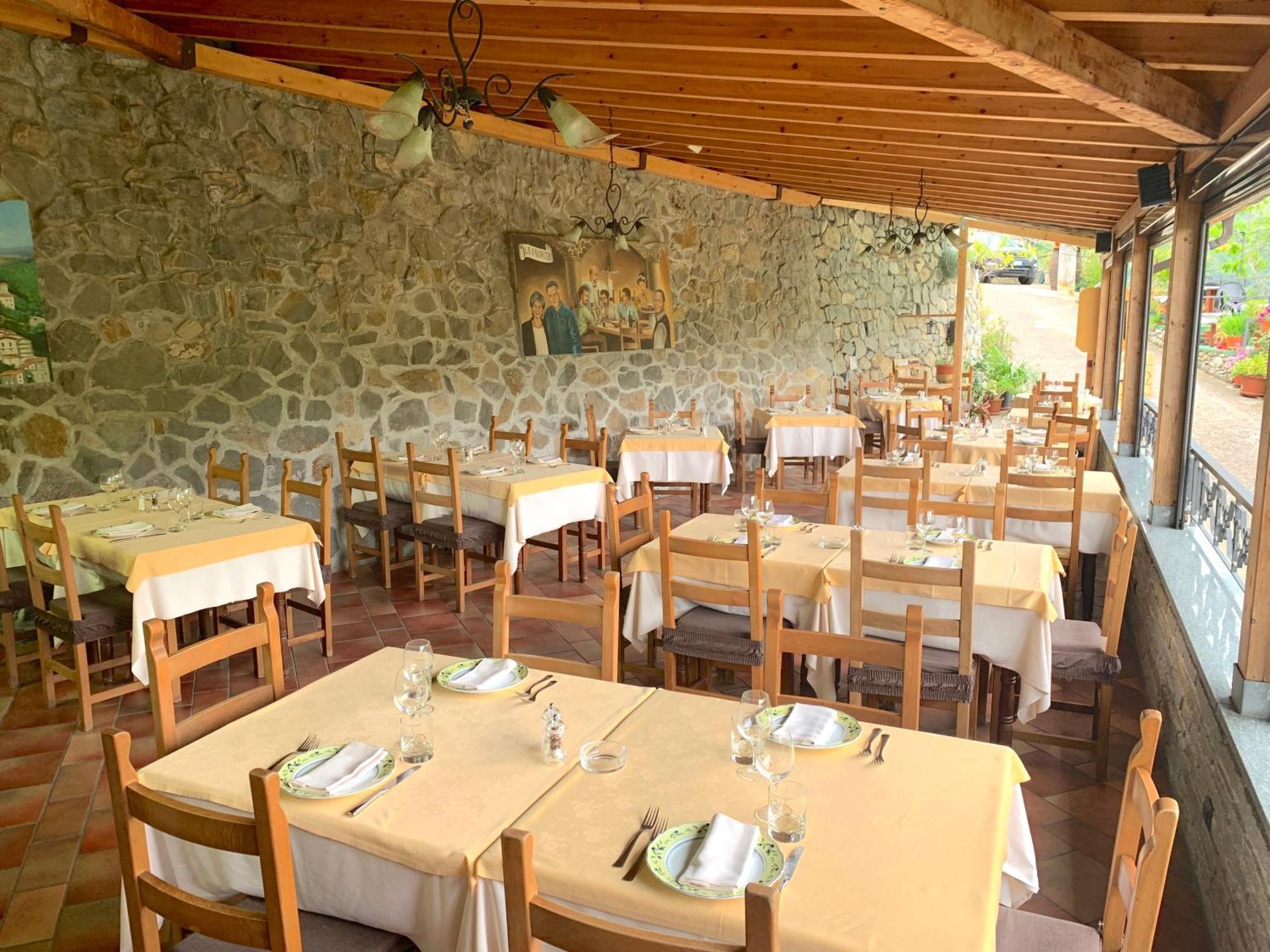 La Favorita Apricale B&B & Ristorante Eksteriør bilde