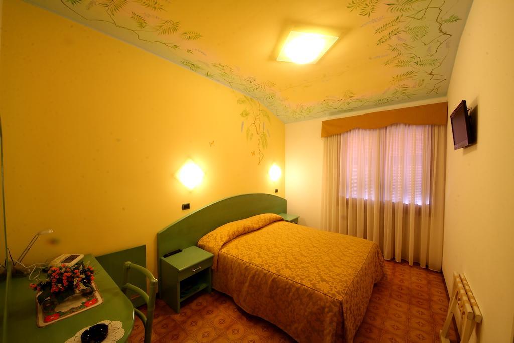 La Favorita Apricale B&B & Ristorante Rom bilde